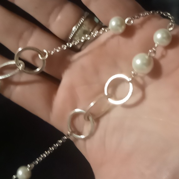 Ny & company long circle links and faux pearl necklace. - Picture 3 of 3